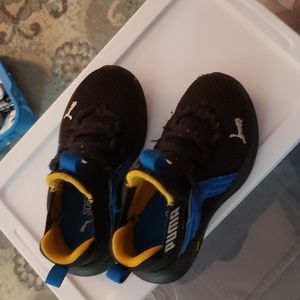 Kids size 11M Puma